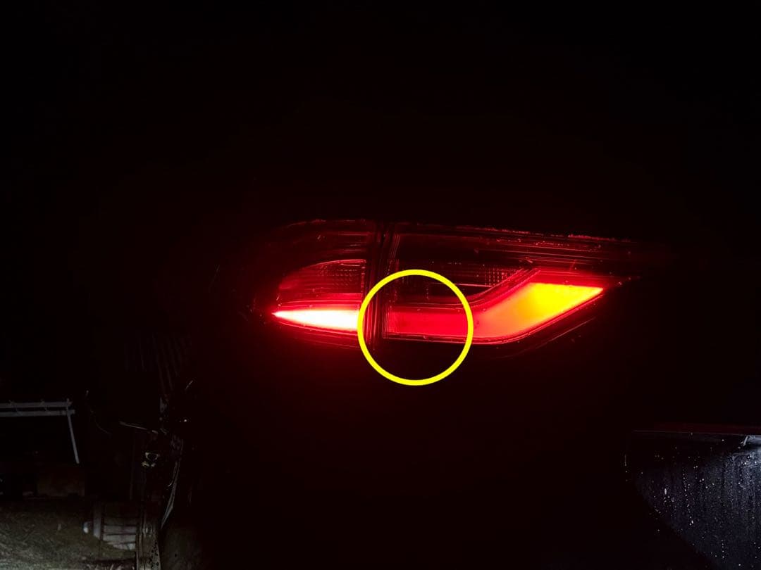 エスティマ 4型 テールランプ