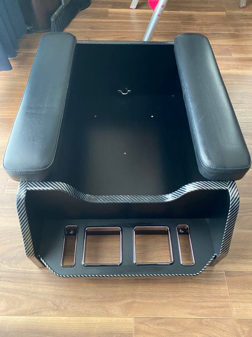 200系ハイエースワイド用コンソール