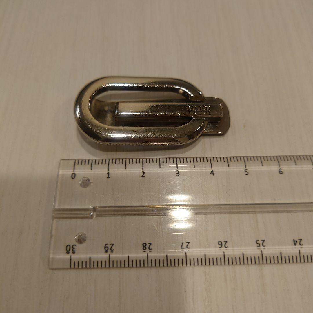 グッチ　GUCCI　シルバーオーバル型マネークリップ