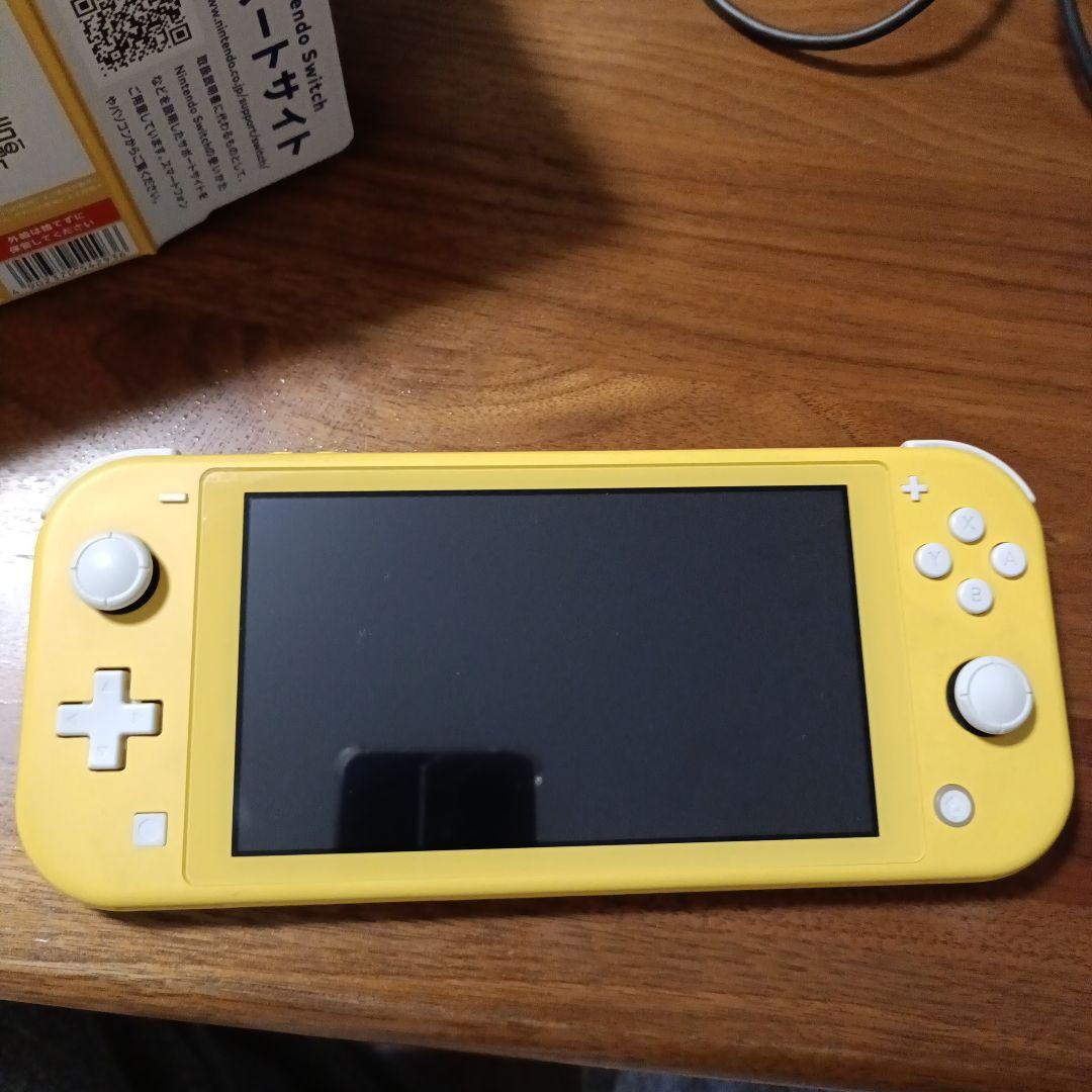 Nintendo Switch Lite イエロー　動作確認済　連休限定値下げ