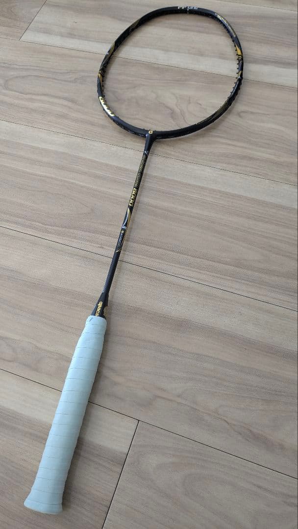 ラケット Apacs Hypercore 8000 4UG6