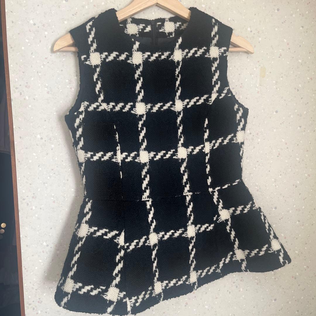 sheller シェリエ　チェック柄ノースリーブベスト