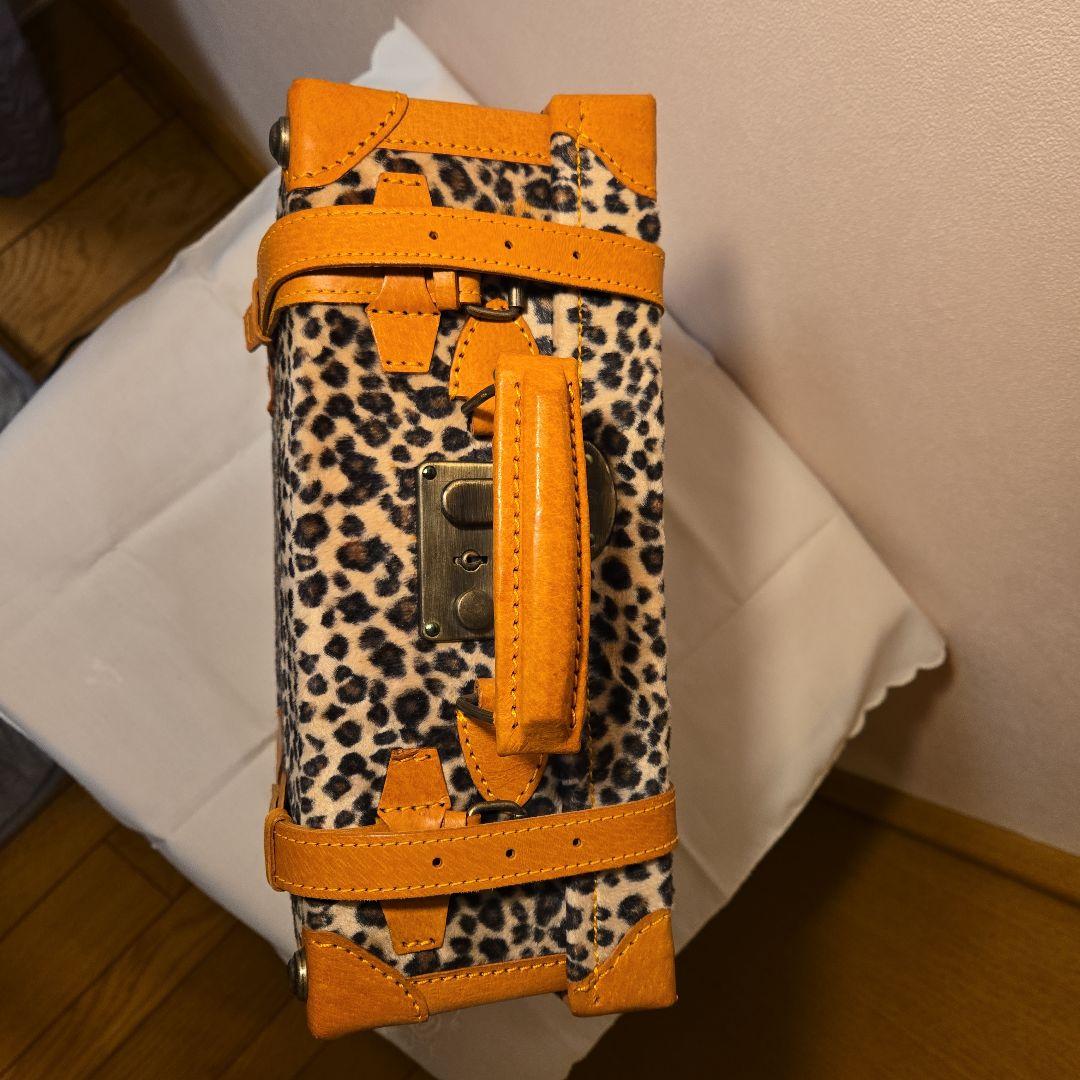 ヒョウ柄ミニアタッシュケース