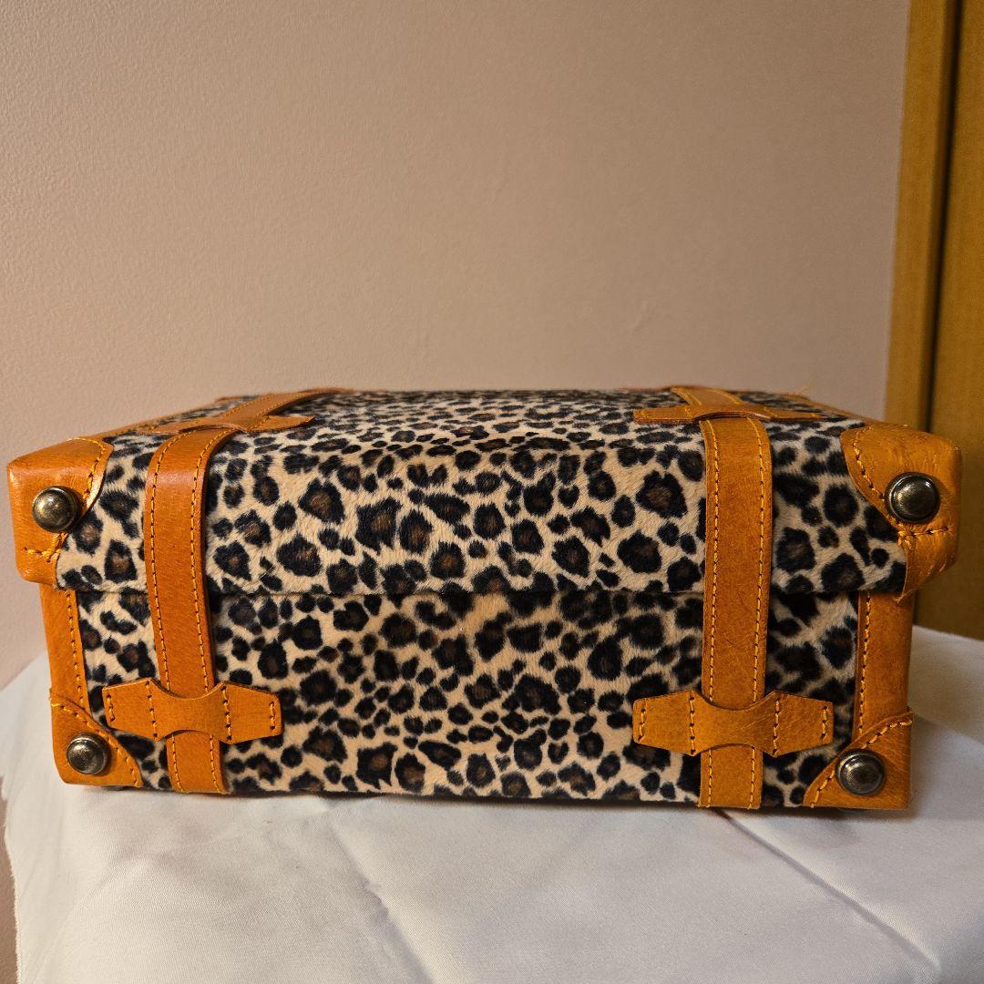 ヒョウ柄ミニアタッシュケース