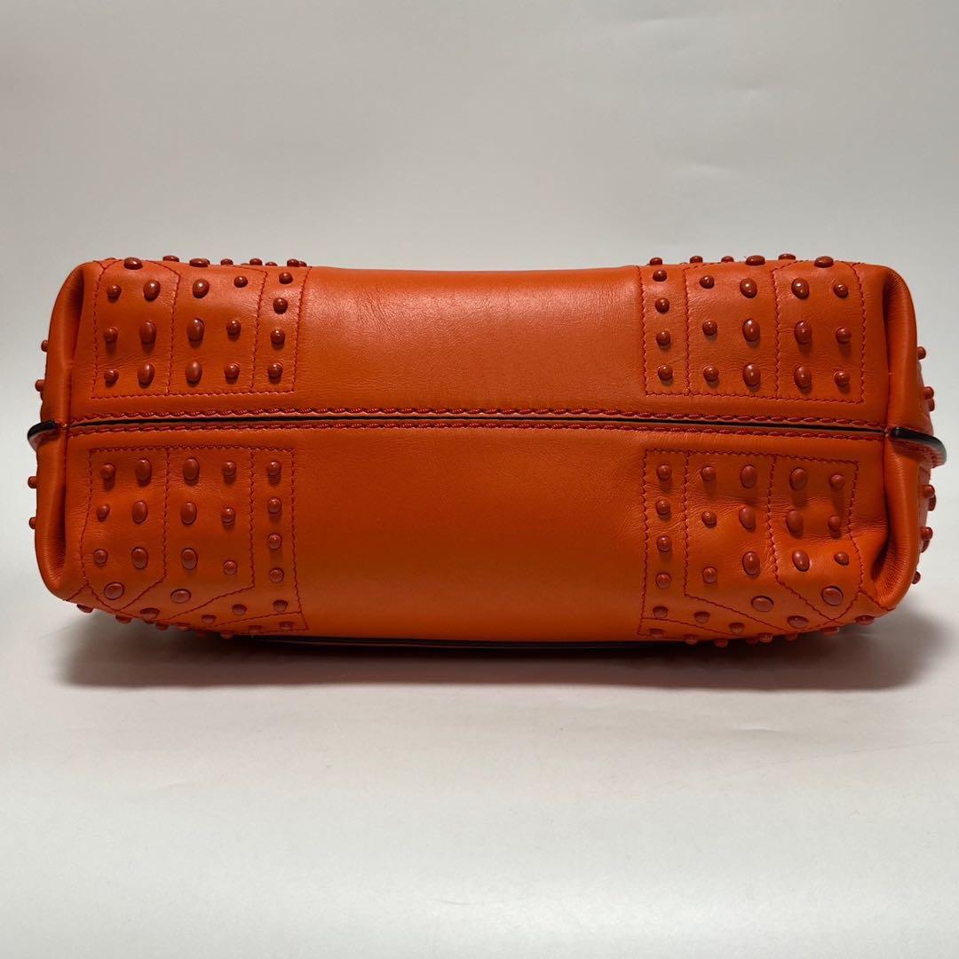 t23【極美品】保存袋付　トッズ　ウェーブ　スタッズ　レザー2wayショルダー.