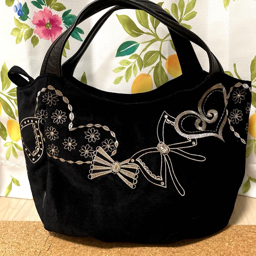 美品 シンクビー リボンズ トートバッグ バッグ ファスナータイプ 黒 ブラック