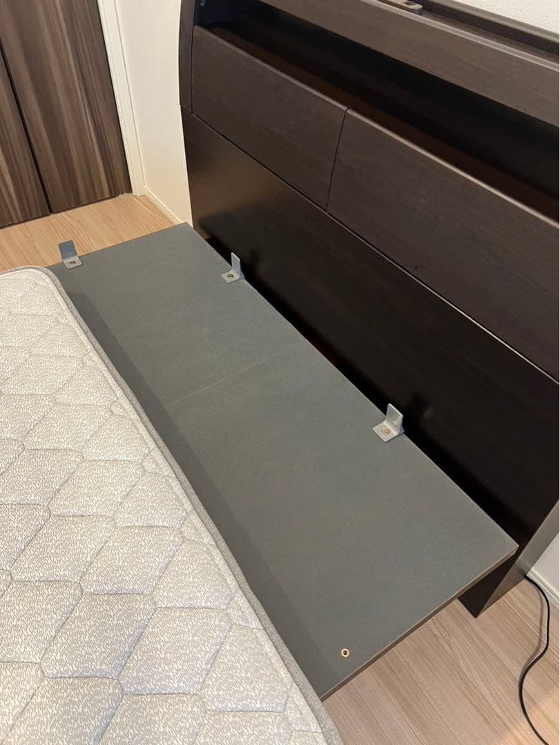 【TomU】ニトリ　セミダブルベッド マットレス付き