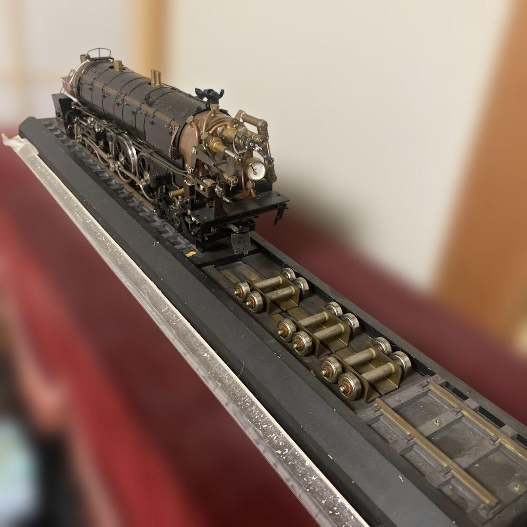 【Izu様ご予約済み】蒸気機関車 1/32スケール