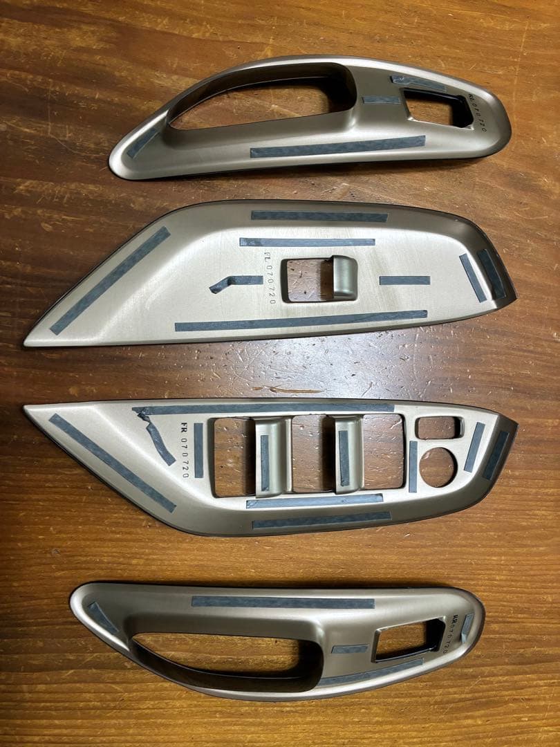 内装トリムパネルセット（木目調）