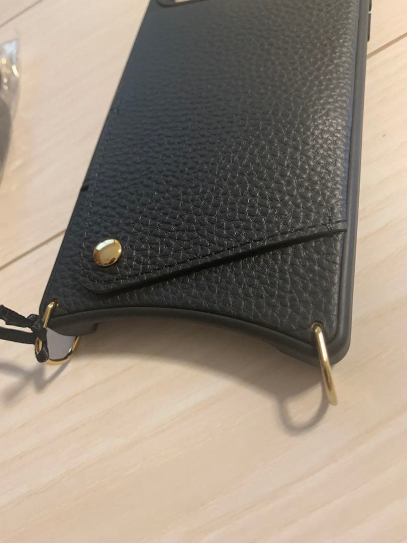 BANDOLIER iPhone 16 ProMax ケース 保護フィルム付き