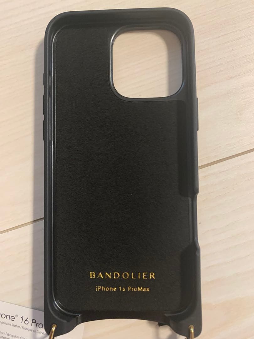 BANDOLIER iPhone 16 ProMax ケース 保護フィルム付き