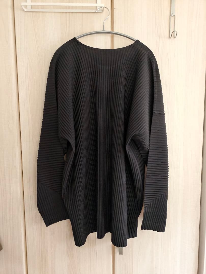 オムプリッセ　HOMME PLISSÉ長袖　トップス　サイズ3　ブラック