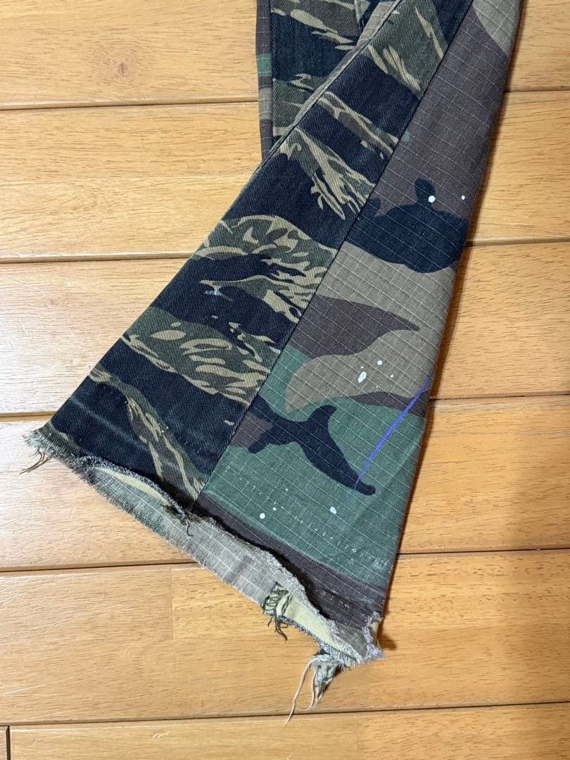 【完売品】　mnml迷彩フレアカーゴパンツ　30インチ