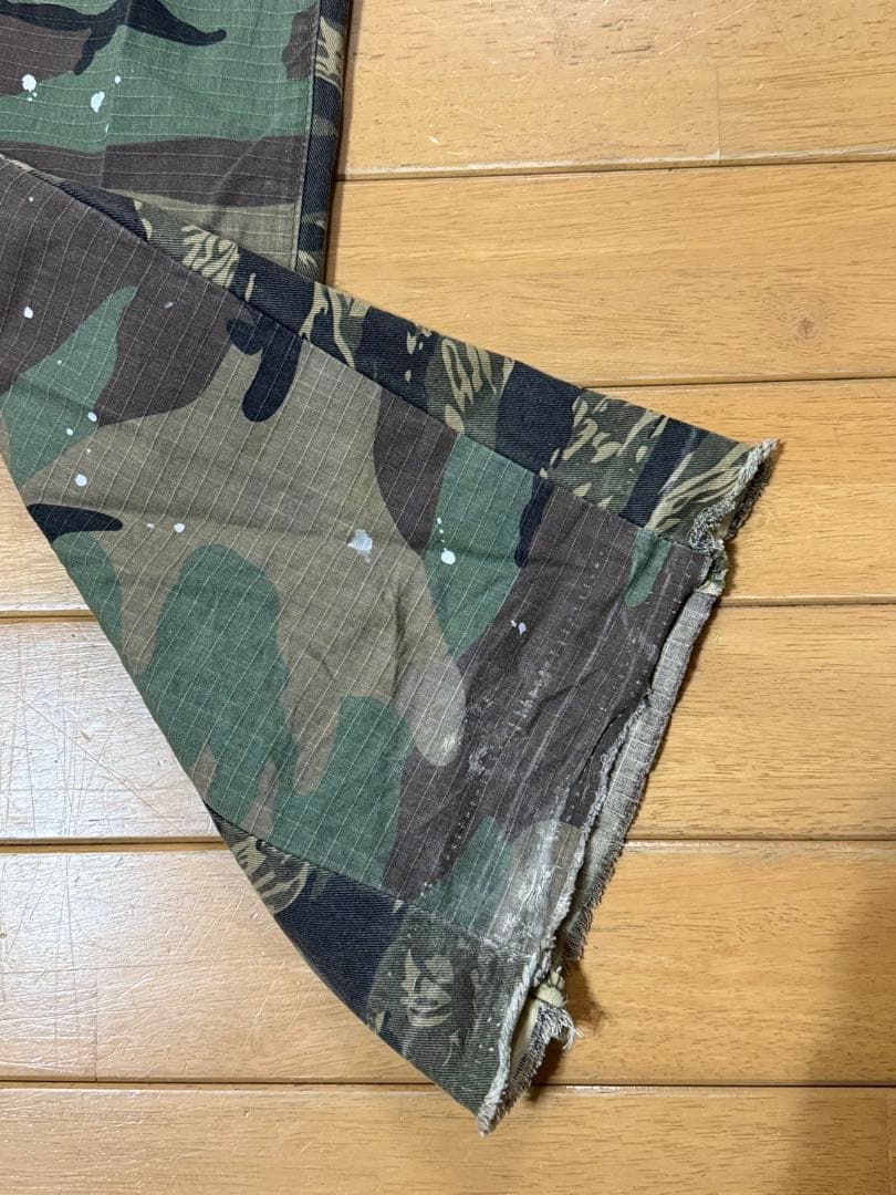 【完売品】　mnml迷彩フレアカーゴパンツ　30インチ