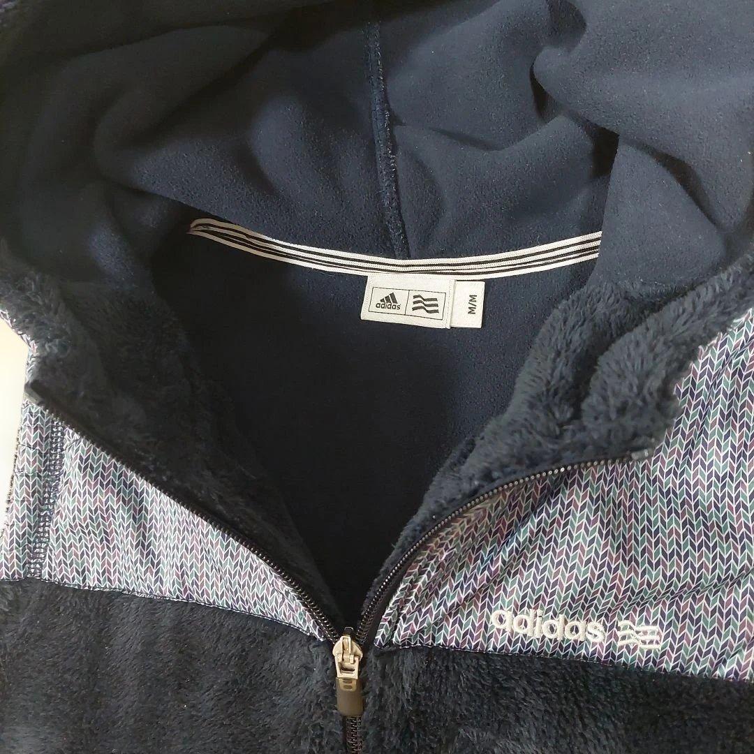 adidas フード付きベストスカートセットアップ　M　Ｌ　ゴルフウエア秋冬