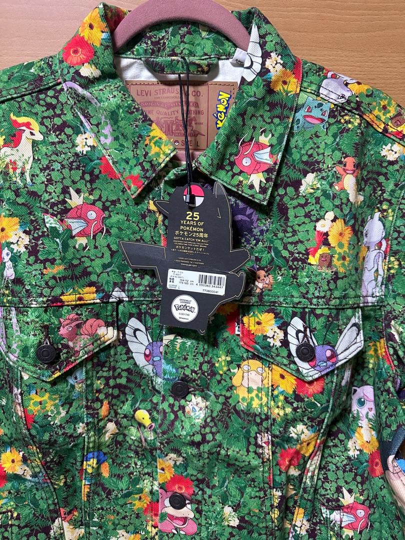※週末まで値下げ　Levi's × Pokémon 花柄デニムジャケット L