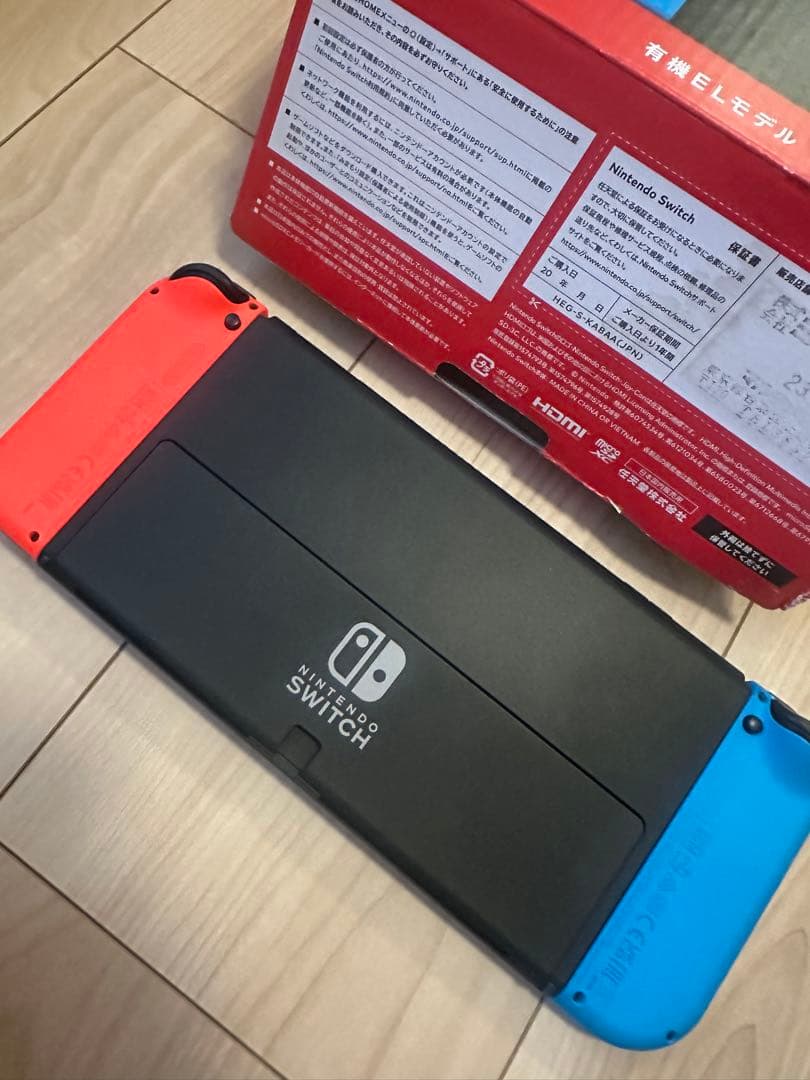 Nintendo Switch 有機ELモデル ネオンブルー/レッド