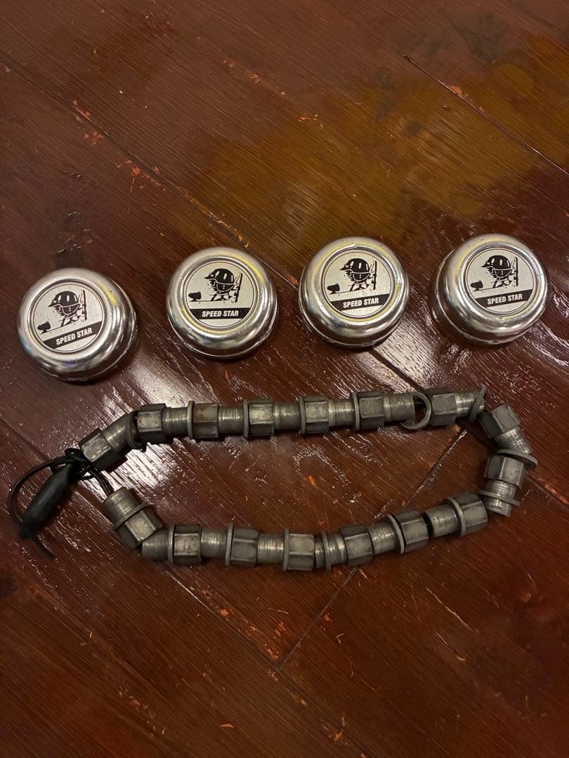 SSR SPEED STAR MK-1センターキャップ４個とホイルボルト16個