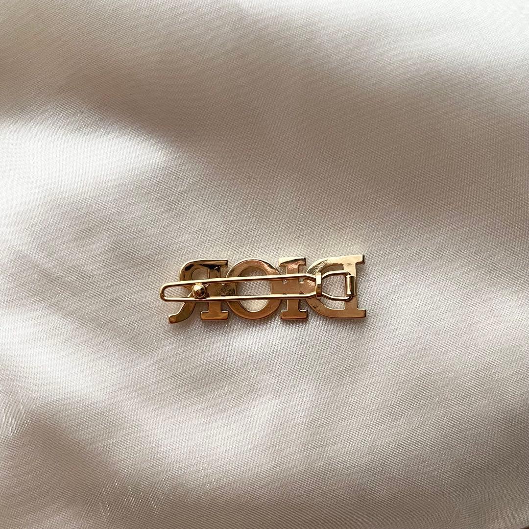 Dior ヘアピン ゴールド ストーン付き