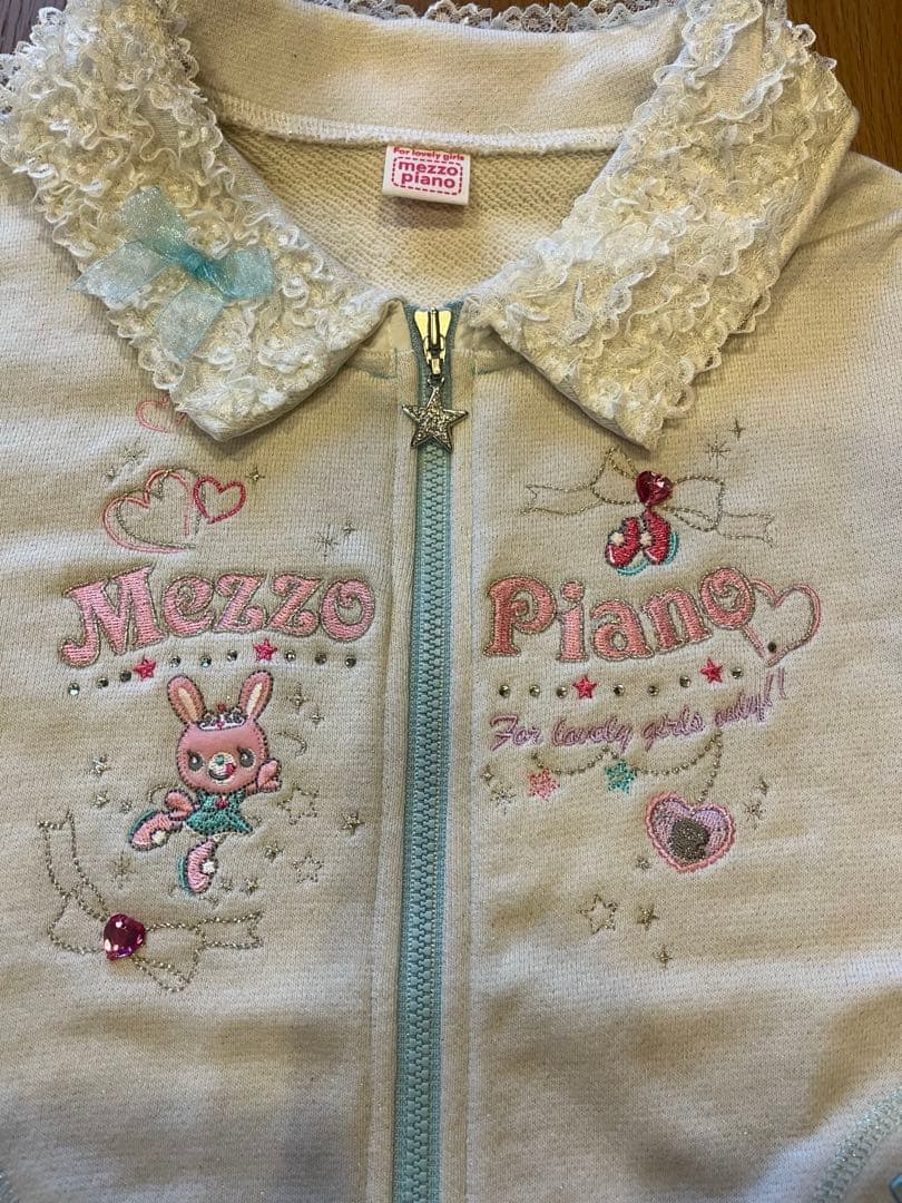 メゾピアノ　ベリエちゃん　ジップアップジャケット　140