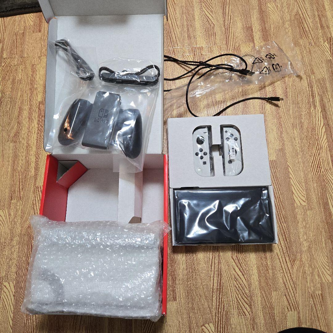 Nintendo Switch有機EL、付属品、カセット