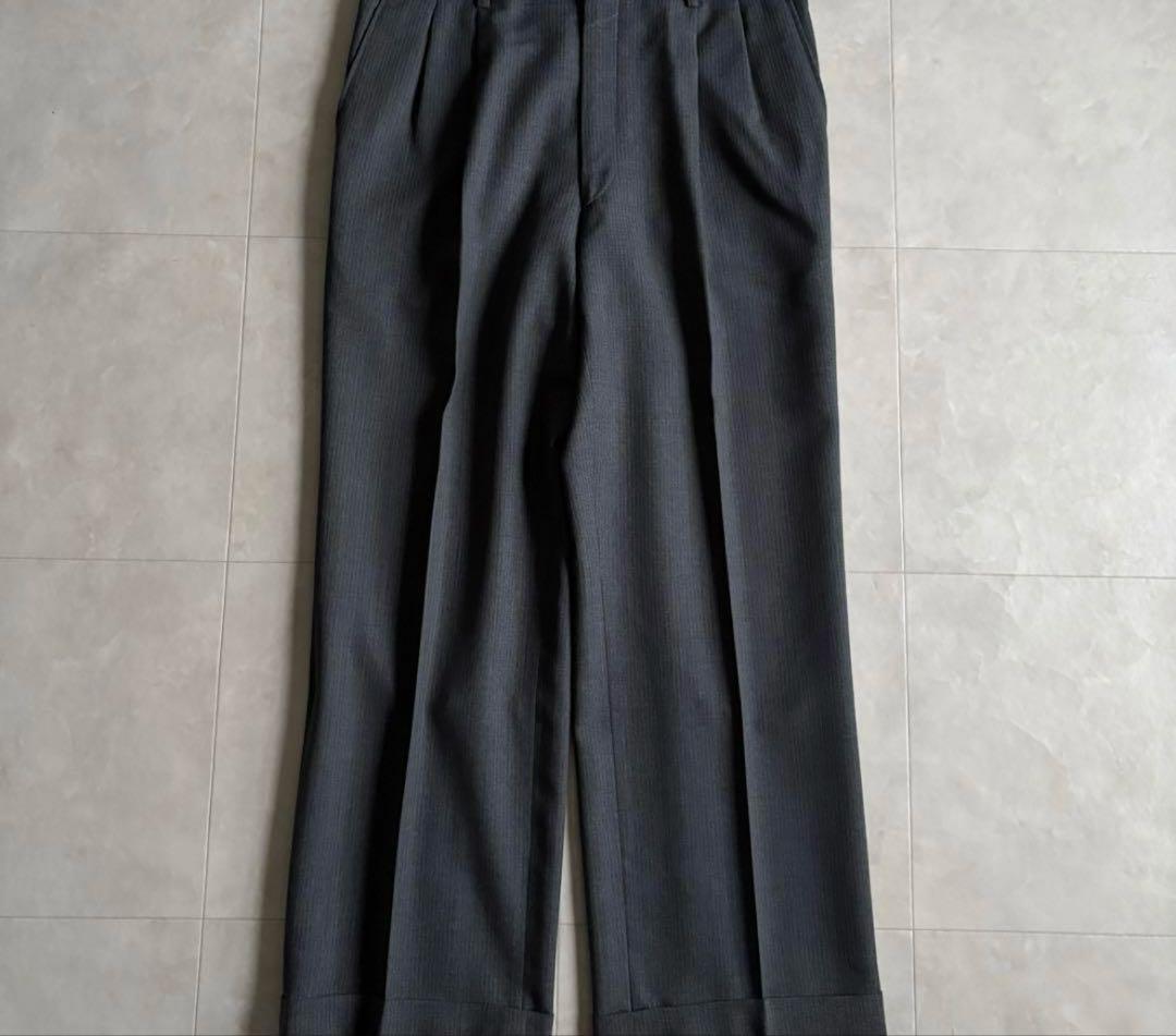 メンズスーツ４点セット　最終値下げ！！ 破格！！