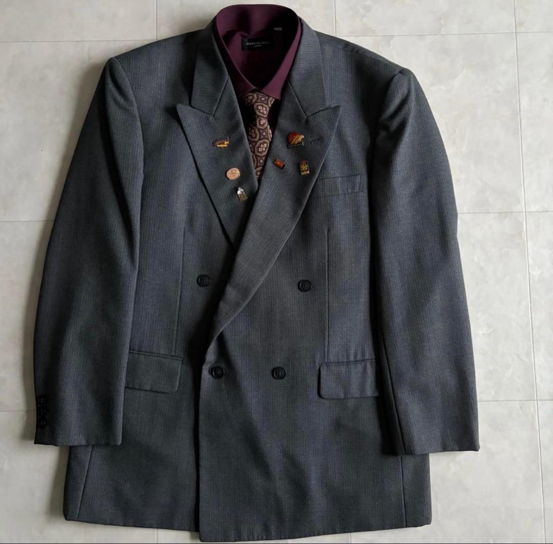 メンズスーツ４点セット　最終値下げ！！ 破格！！