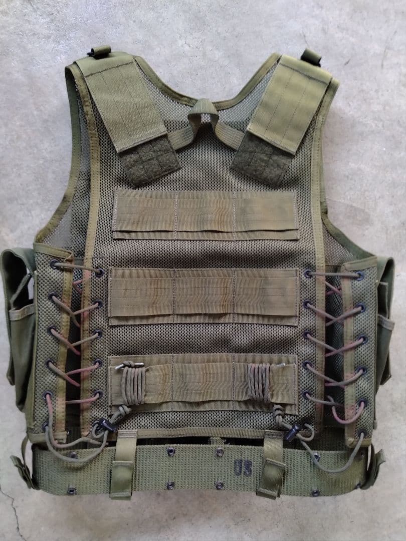 ブラックホーク アサルトベスト