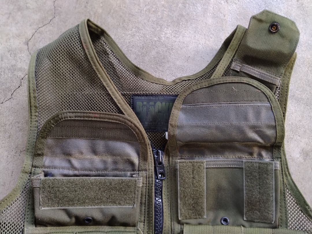 ブラックホーク アサルトベスト