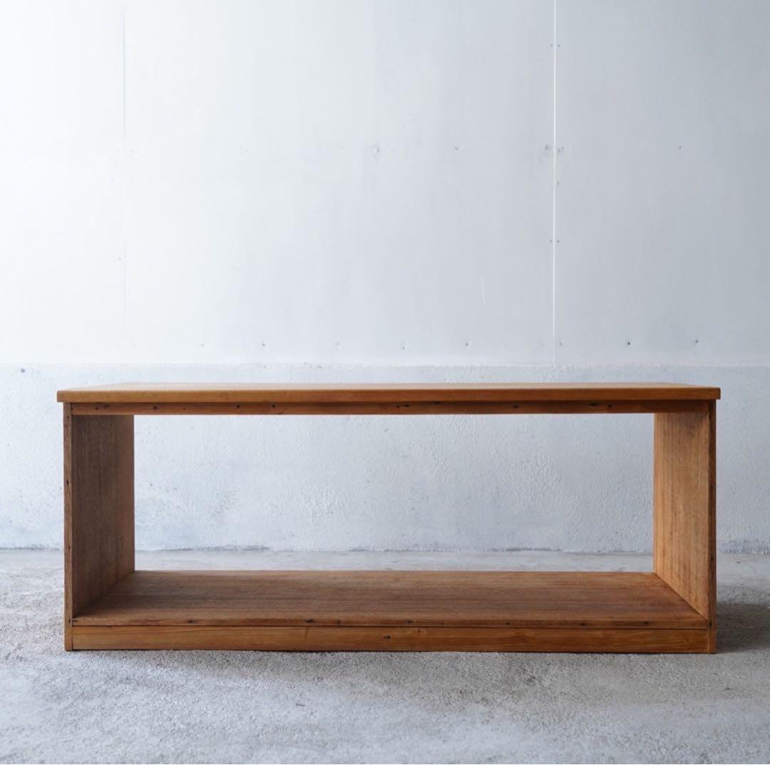 古い無垢材のローボード