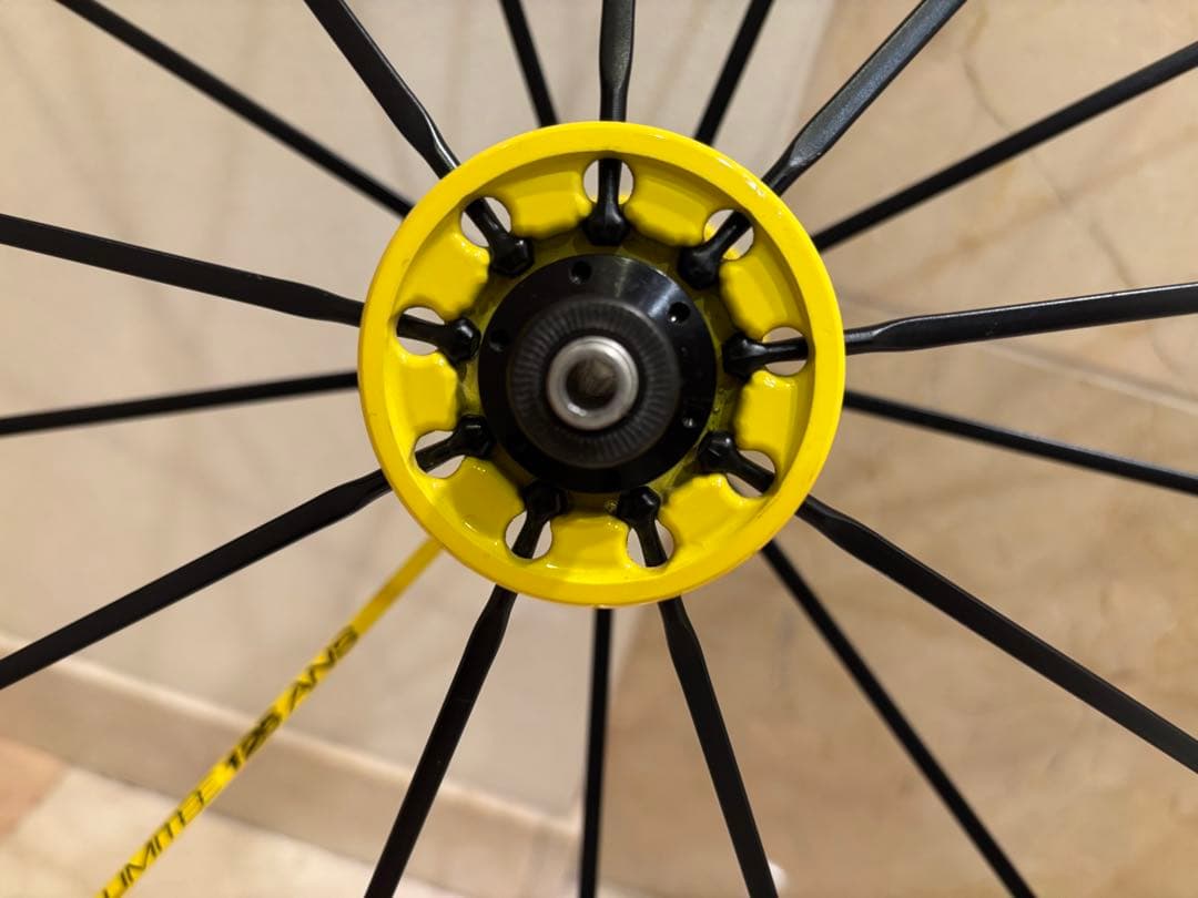 マヴィック125周年記念モデル キシリウム125 アジリストLight