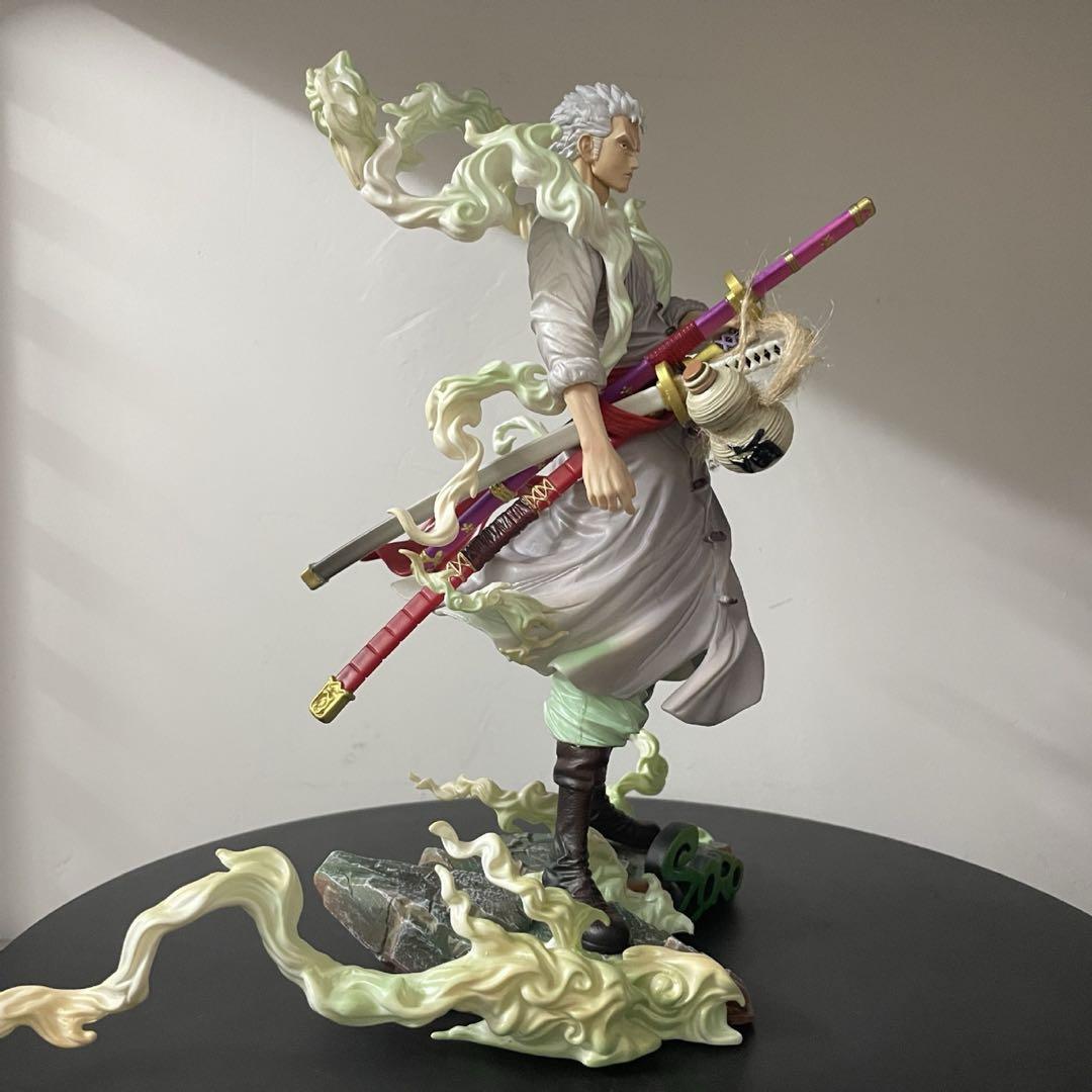 ワンピース　ロロノア・ゾロ　ニカver　高さ30cm 海外フィギュア