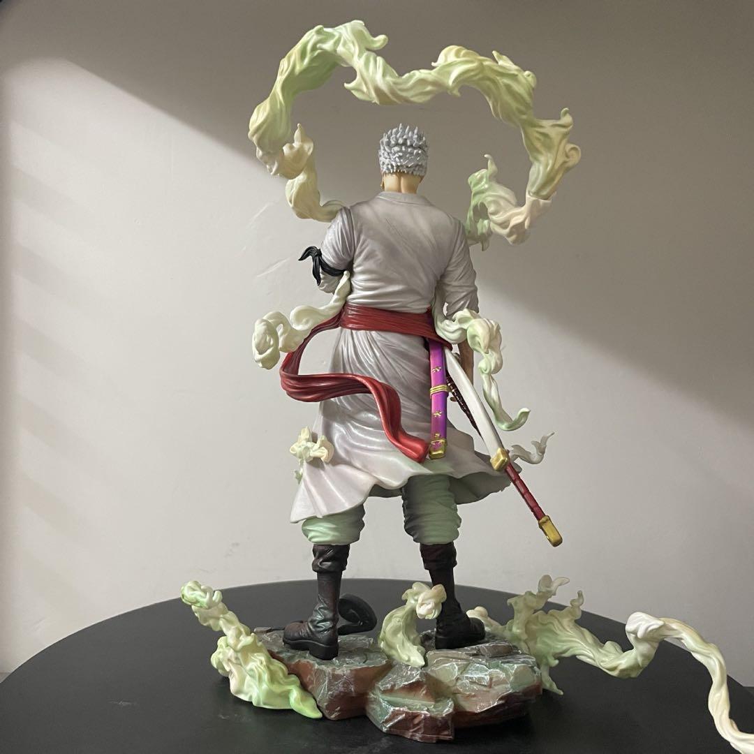 ワンピース　ロロノア・ゾロ　ニカver　高さ30cm 海外フィギュア