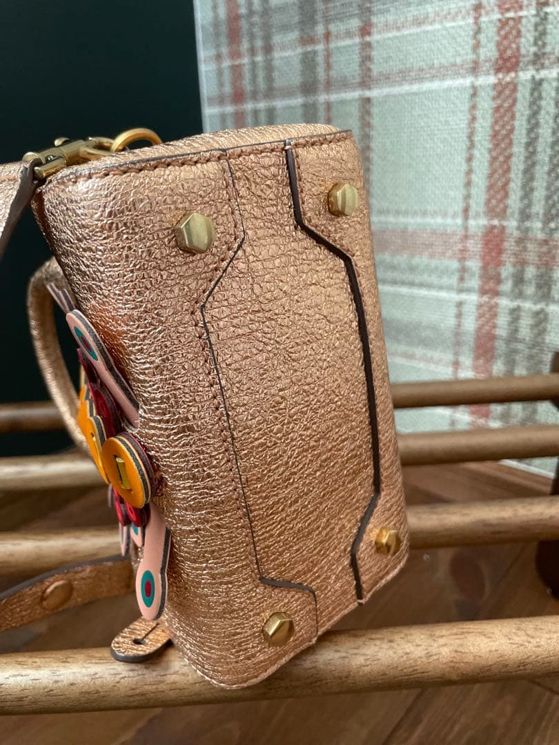 Anya Hindmarch フリップバレル ミニショルダーバッグ