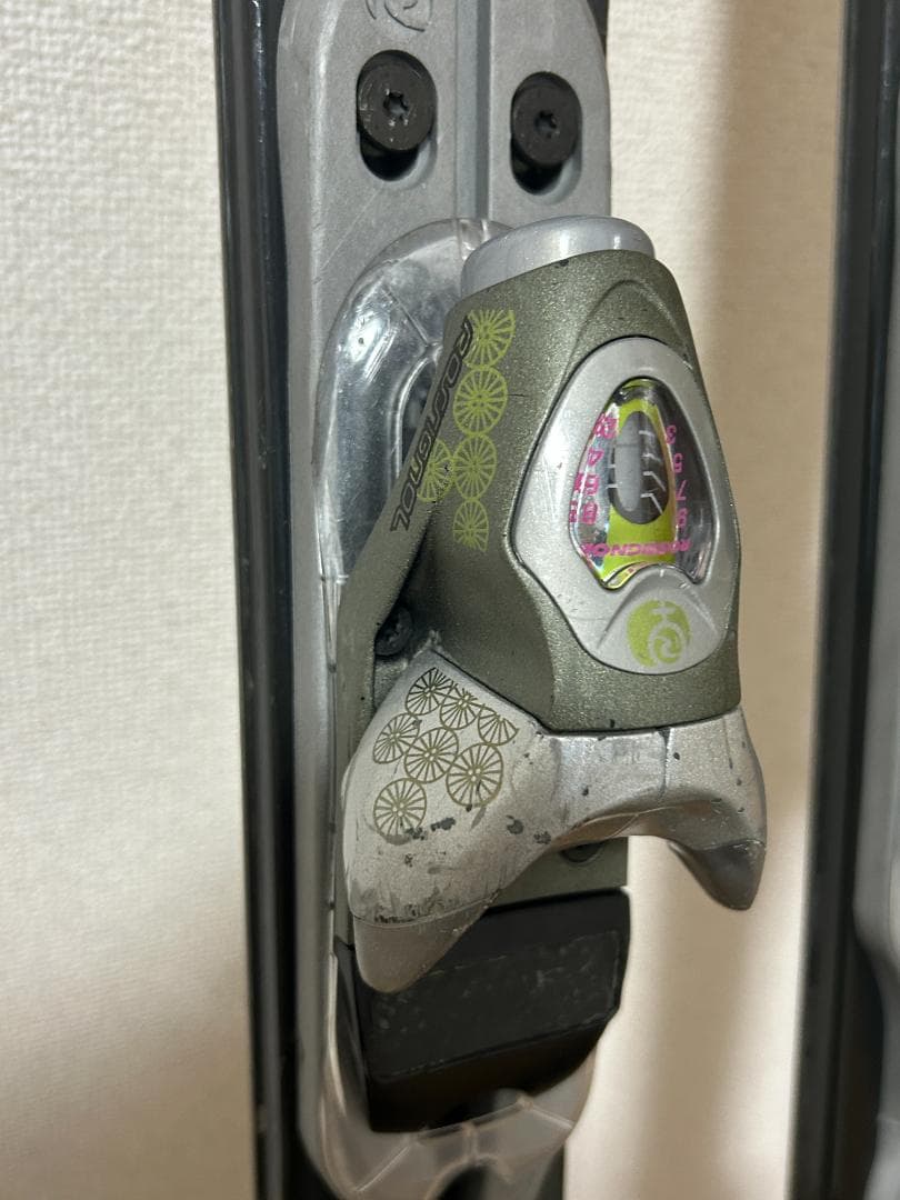 ROSSIGNOL ロシニョール Saphir 146cm スキー板