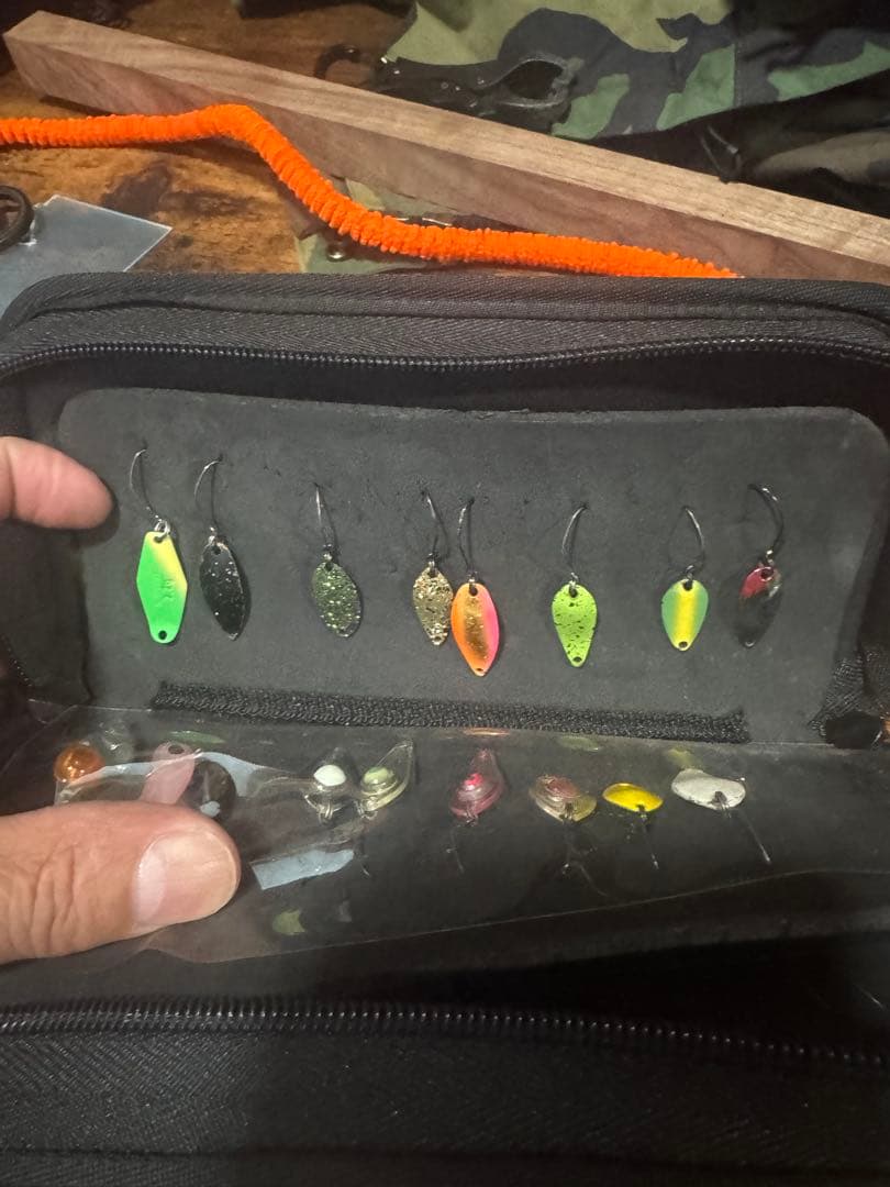 エリア トラウト スプーンルアーセット 70個