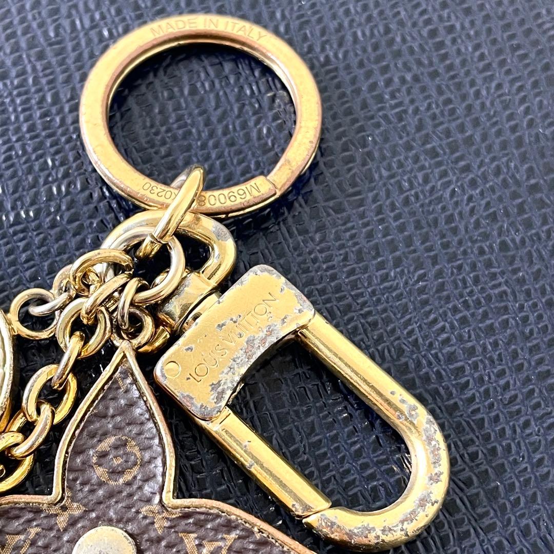 ルイヴィトン　キーホルダー　LV モノグラム　ゴールド　M69008