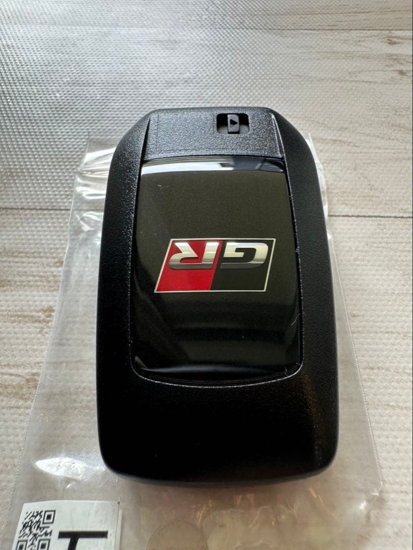 トヨタ　純正　ランドクルーザー　300 GRスポーツ　スマートキー　3ボタン