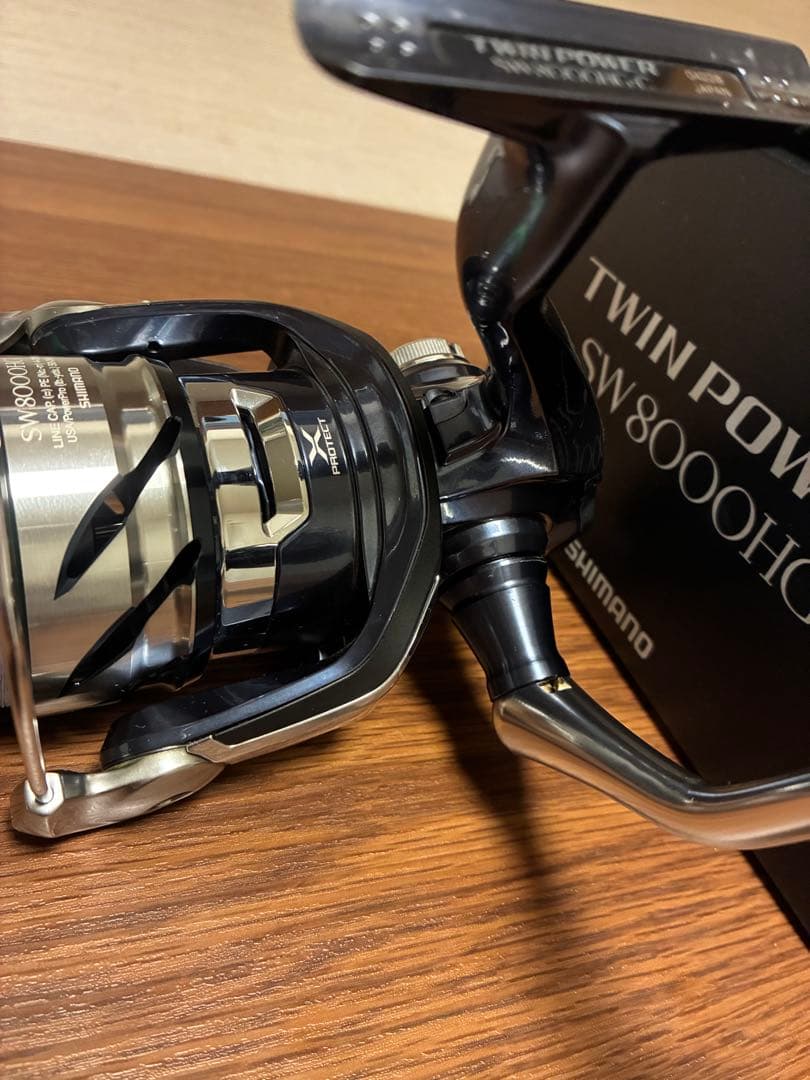21TWIN POWER SW8000HG スピニングリール
