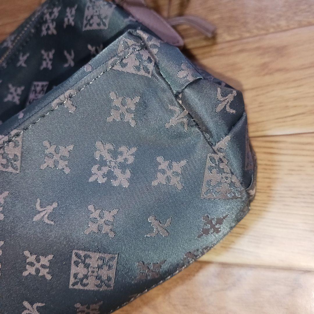 ラシット♥美品♥トリプルポケットショルダー♥グレーピンク♥