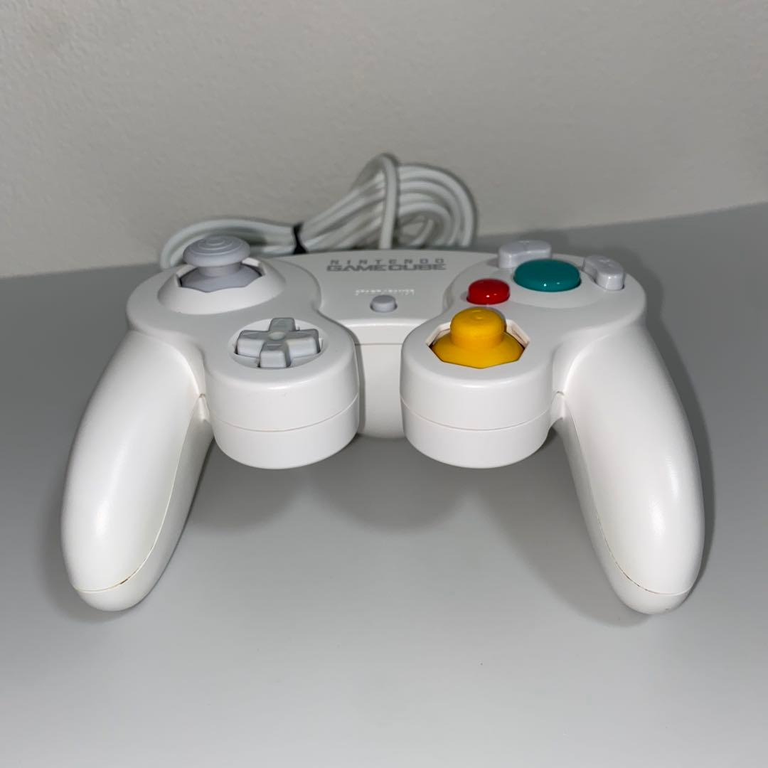 【GC】ゲームキューブ　コントローラ　ホワイト　2個