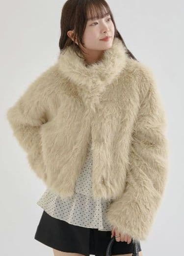 めい　mysticショートファーコート