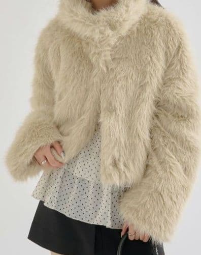 めい　mysticショートファーコート