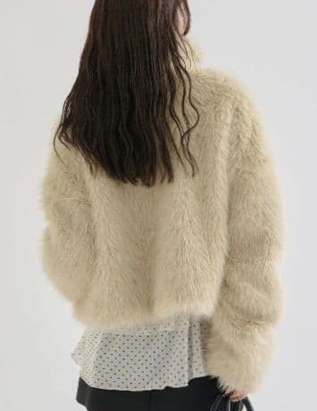 めい　mysticショートファーコート