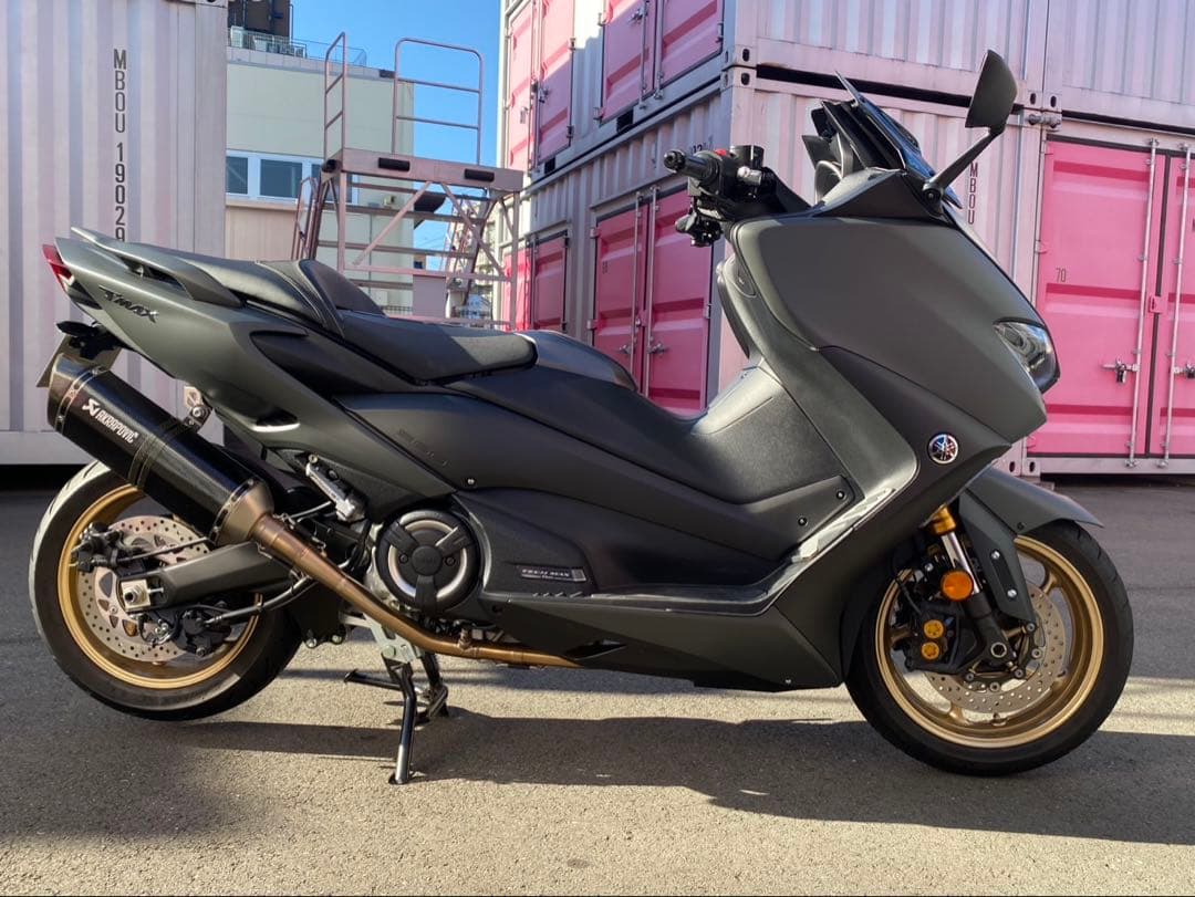 Akrapovic カーボンファイバー マフラー本体