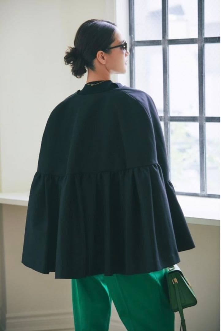 SEVEN TENセブンテン　ダブルクロスフレア ショートコート　ポンチョ XS