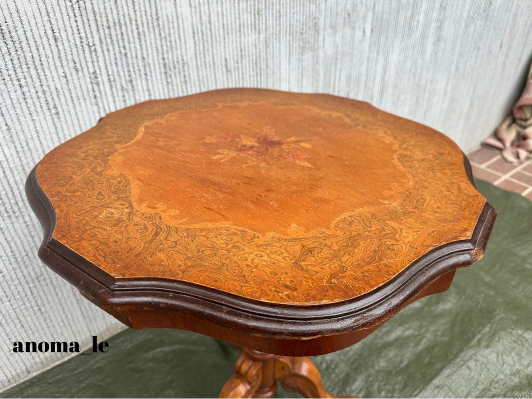 【サイドテーブル】イタリア　象嵌　エイジング　アンティークヴィンテージ◎