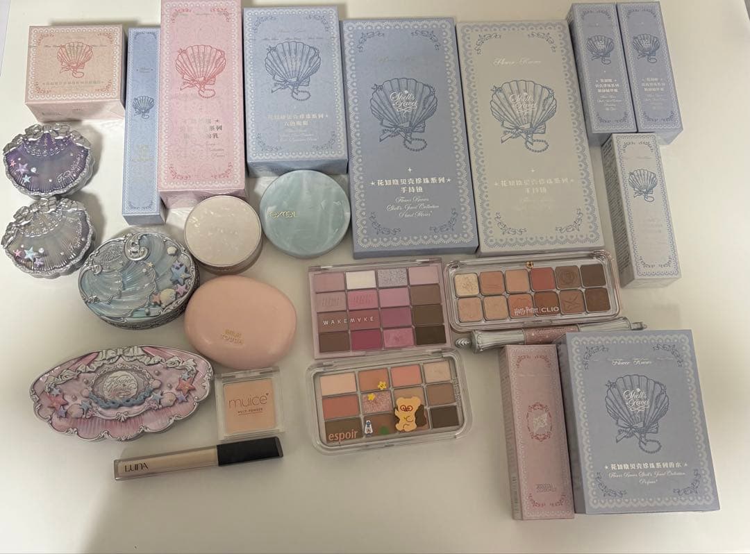 コスメまとめ売り