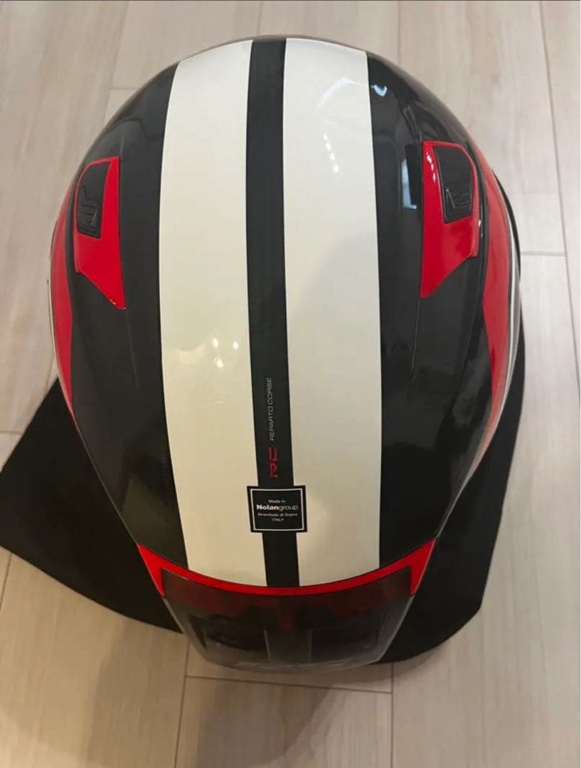 Xlite フルフェイスヘルメット 赤・黒・白