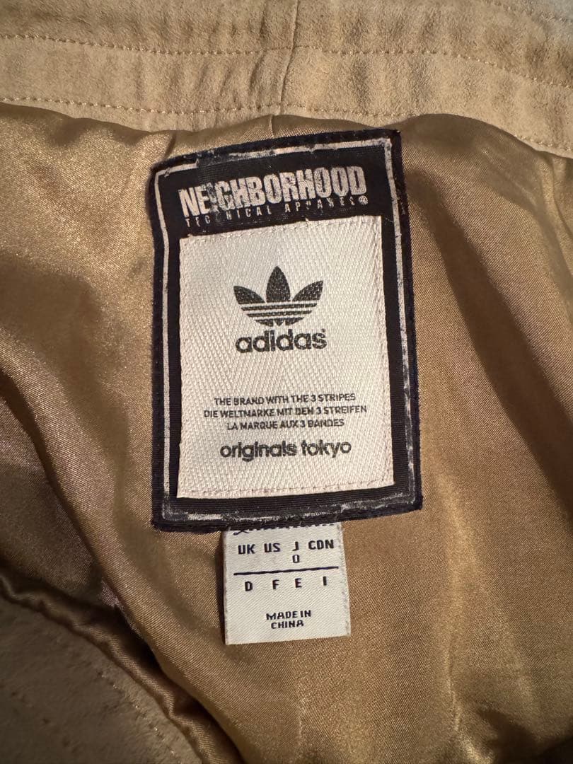 アディダス ベージュ スエードパンツ　NEIGHBORHOOD × adidas